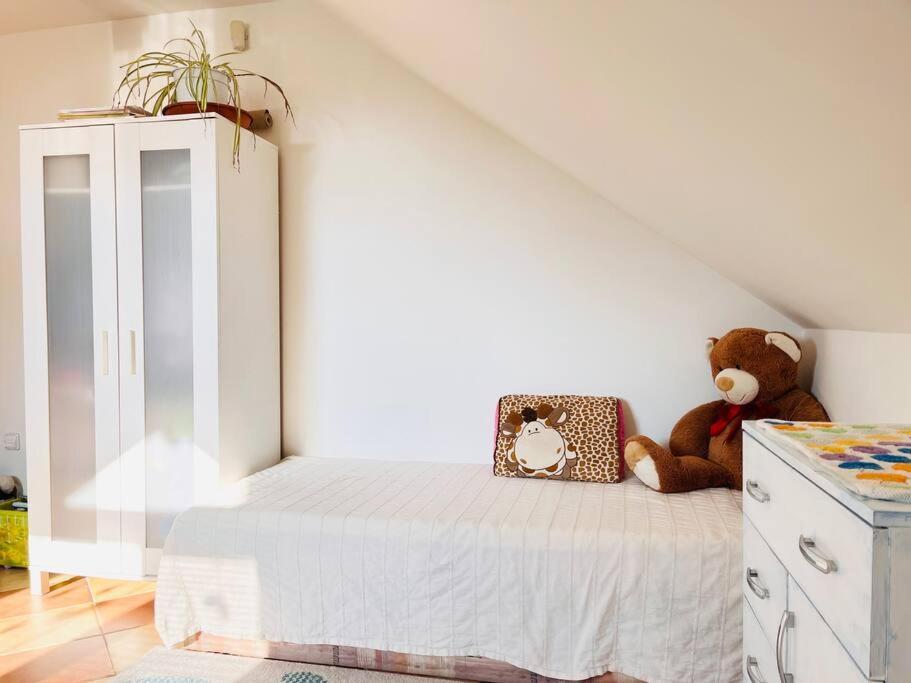 Apartman Se Zahradou 20 Minut Do Centra Prahy Ořech Esterno foto